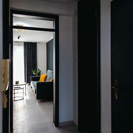 Modern Lux 3 *